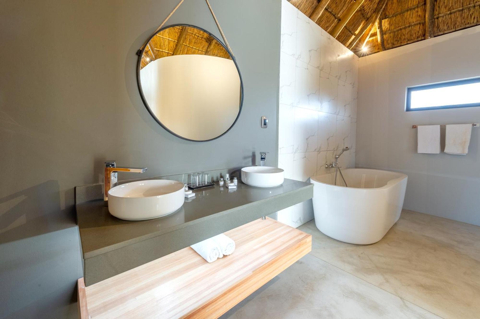 La Joya Lodge Conference Centre And Spa Pelindaba Dış mekan fotoğraf